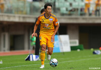 蜂須賀は2013年に仙台に加入し、今季の明治安田生命Ｊ２リーグで20試合・0得点の成績でした
