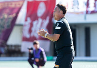 岩手は、中三川 哲治監督が来季も引き続き指揮を執ることが決定したと発表しました