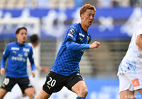 長沢は2021年より在籍し、今季の明治安田生命Ｊ２リーグで22試合・3得点の成績でした
