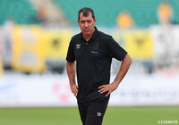 ファビオ カリーレ監督が契約を更新【長崎】