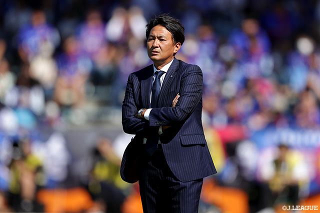  篠田監督の続投を発表【甲府】