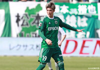 松本よりFW小松が完全移籍加入【秋田】