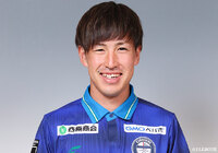 薩川は2022年より鹿児島に在籍し、今季の明治安田生命Ｊ３リーグで14試合・2得点の成績でした