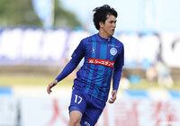 水戸よりMF新里が完全移籍加入【岩手】