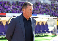 スキッべ監督が契約を更新【広島】