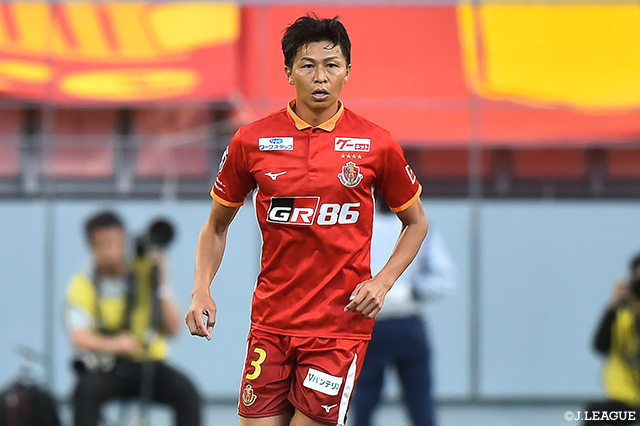 丸山は2018年より名古屋に在籍し、昨季の明治安田生命J2リーグで16試合・1得点の成績でした