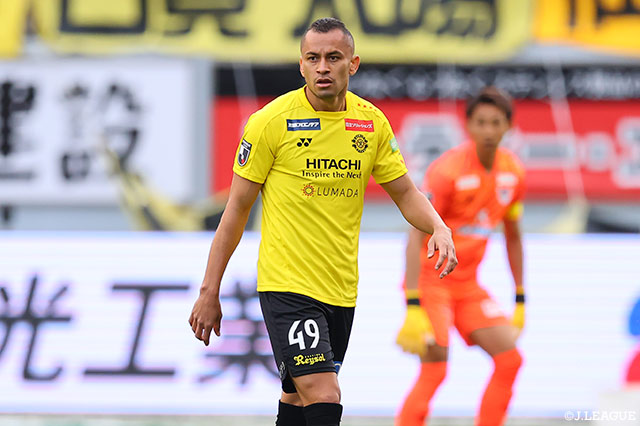 FWドウグラスが現役引退を発表【柏】