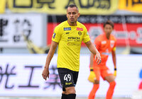 FWドウグラスが現役引退を発表【柏】