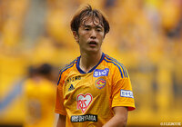 齋藤は昨季途中に仙台に加わり、明治安田生命Ｊ２リーグで12試合・0得点の成績でした