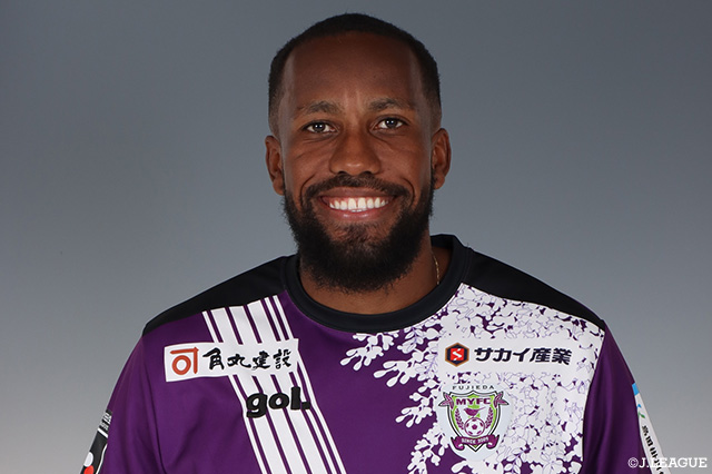  FWレオナルドが蘇州東呉足球倶楽部に移籍【藤枝】