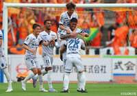 清水が6連勝で勝点を34に伸ばす！甲府は秋田との撃ち合いを制す【サマリー：明治安田Ｊ２ 第14節】