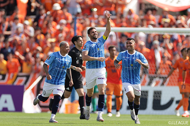 横浜FCが清水との上位対決を制す！長崎は鹿児島を下して14試合負けなし【サマリー：明治安田Ｊ２ 第16節】