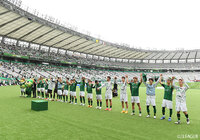 攻撃陣爆発の東京Vが5発快勝!福岡は柏を下して2連勝【サマリー:明治安田J1 第17節】