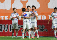 札幌に勝利した新潟が5試合負けなし！東京Ｖは横浜FMを下す【サマリー：明治安田Ｊ１ 第21節】