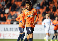 DF冨田が全治6か月の負傷【長野】