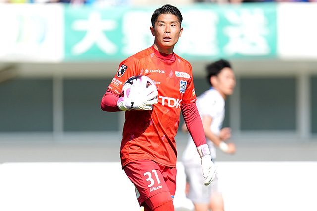 圍は2023年より秋田に在籍し、今季の明治安田J2リーグで24試合に出場しました