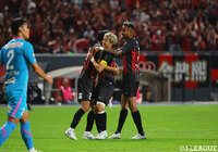 裏天王山は札幌に軍配！計8ゴール生まれた乱打戦を制す【サマリー：明治安田Ｊ１ 第27節】