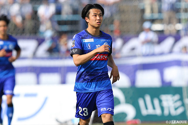 甲田は今季、水戸ホーリーホックに期限付き移籍し、明治安田J2リーグで29試合・2得点の成績でした