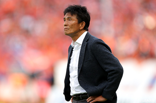 城福監督が契約を更新【東京V】