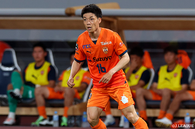 西澤は2019年より清水に在籍し、今季の明治安田Ｊ２リーグで14試合・2得点の成績でした