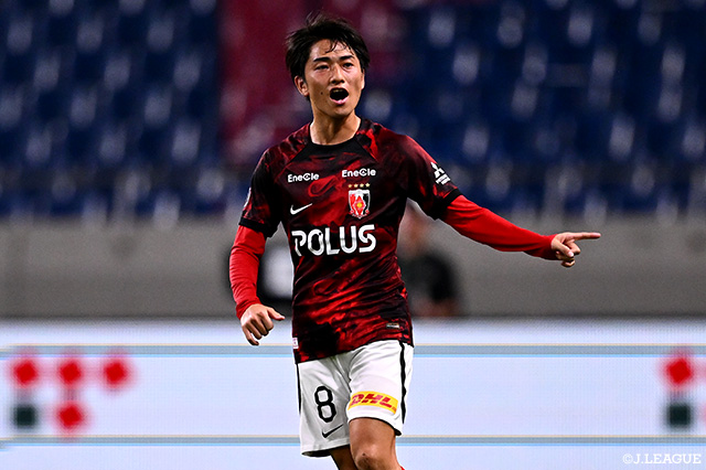 浦和よりMF小泉が完全移籍加入【柏】