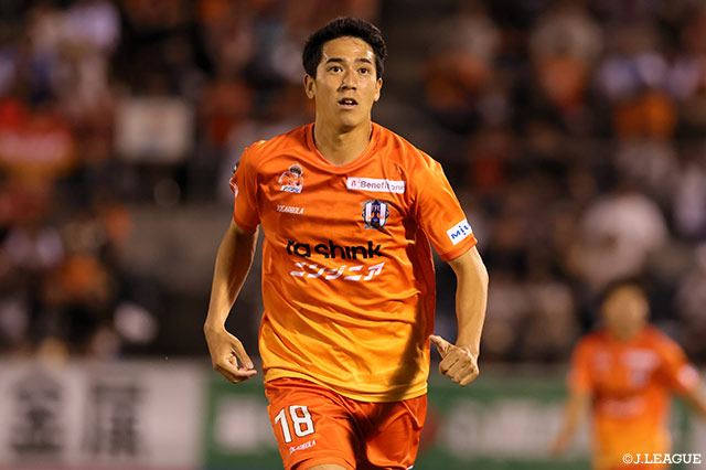 MF菊地が現役引退を発表【愛媛】