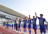 逆転勝利を収めた今治が3位に浮上! 徳島は富山を下し4試合ぶりに勝点3を獲得【サマリー:明治安田J2 第11節】