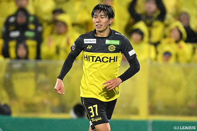 MF中島がプロA契約を締結【柏】