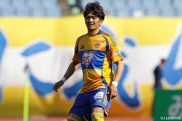 仙台よりDF實藤が完全移籍加入【富山】