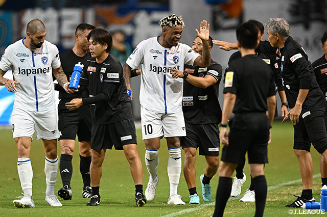 長崎が鳥栖との上位対決を制し8戦負けなしで3位浮上！大宮は愛媛に3発快勝【サマリー：明治安田Ｊ２ 第26節】