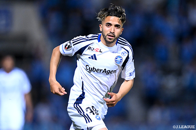 町田よりMFバスケス バイロンが期限付き移籍加入【栃木C】