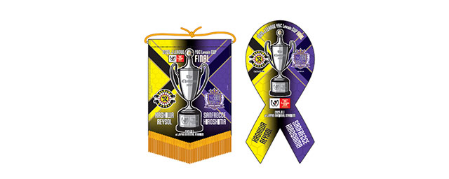 ペナント（左）、リボンマグネット