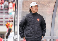 平川監督は今季就任し、明治安田Ｊ３リーグで10勝10分18敗（16位）の成績でした