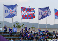 渋谷氏はジュビロ磐田の監督などを歴任し、今季はツエーゲン金沢のコーチを務めていました