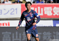 鳥栖は、富山よりDF神山 京右が完全移籍で加入することを発表しました