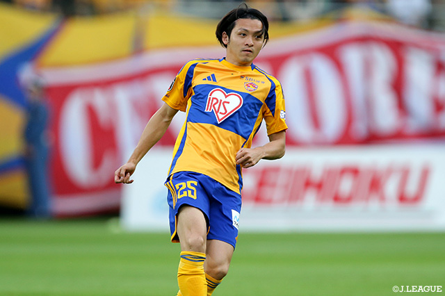 真瀬は2021年より仙台に在籍し、今季の明治安田Ｊ２リーグで38試合・0得点の成績でした