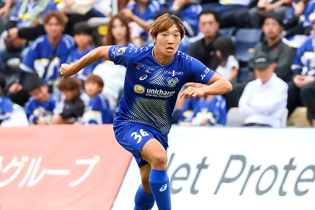 横山は2024年より今治に在籍し、今季の明治安田Ｊ２リーグで25試合・6得点の成績でした