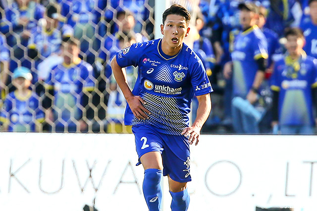 加藤は2024年より今治に在籍し、今季の明治安田Ｊ２リーグで32試合・0得点の成績でした