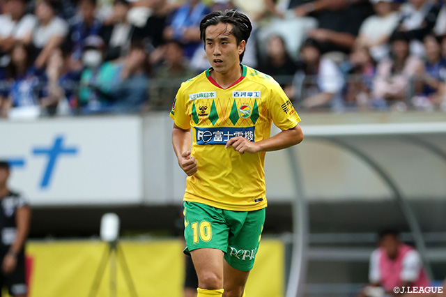 横山は2024年より千葉に在籍し、今季の明治安田J2リーグで30試合・3得点の成績でした