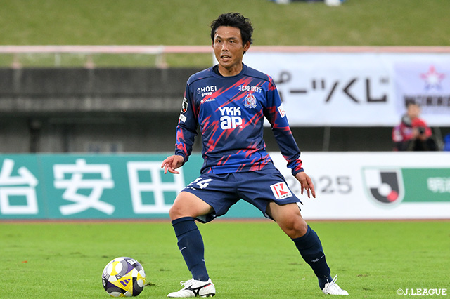 富山は28日、MF河井 陽介が今季限りで現役を引退することを発表しました