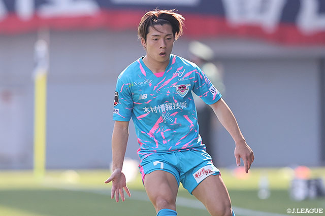 鳥栖よりMF新井が完全移籍加入【京都】