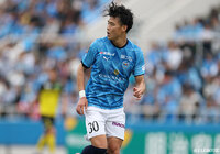 山﨑は今季、横浜FCに加入し、明治安田Ｊ１リーグで23試合・0得点の成績でした
