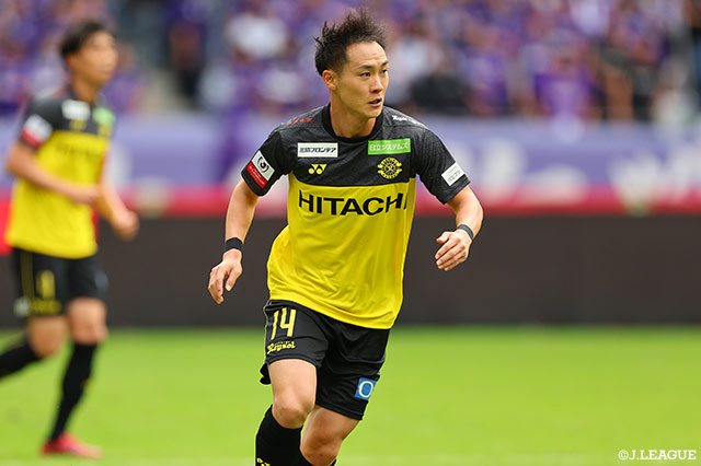 柏よりMF小屋松が完全移籍加入【名古屋】