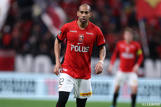 チアゴ サンタナは昨季、浦和レッズに在籍し、明治安田Ｊ１リーグで19試合・5得点の成績でした