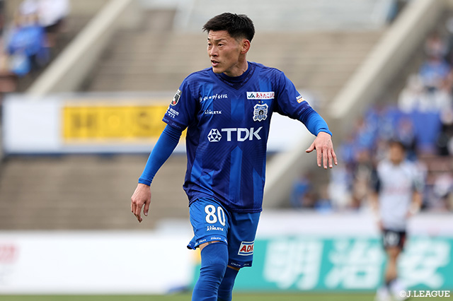 小野原は2024年より秋田に在籍し、昨季の明治安田Ｊ２リーグで15試合・1得点の成績でした