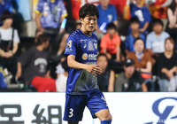 11年に渡る現役生活では、J1リーグ通算31試合・0得点、J2リーグ通算107試合・0得点、J3リーグ通算53試合・1得点を記録しました