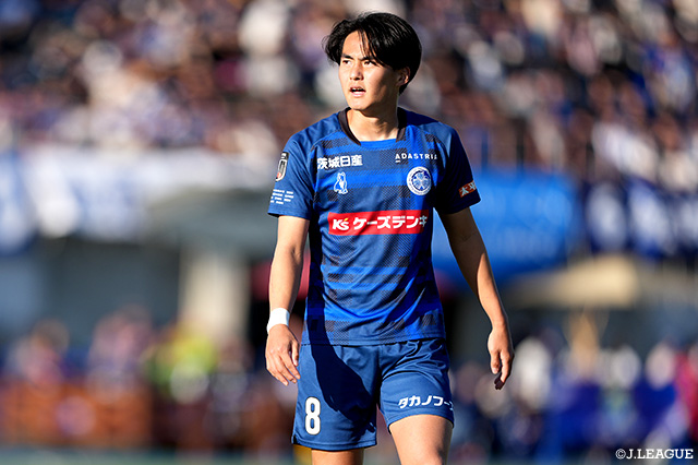 齋藤は2024年に水戸に加入し、昨季の明治安田Ｊ２リーグで27試合・8得点の成績でした