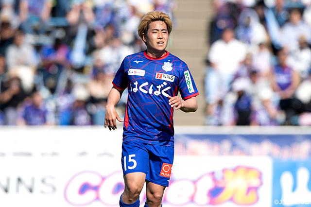 甲府は20日、昨季限りで契約満了となっていたFW飯島 陸の移籍先がヴェルスパ大分（JFL）に決定したことを発表しました