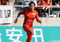 MF曽根田がキャプテンに就任【愛媛】