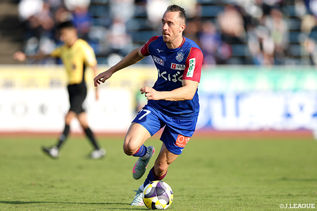 マテウス レイリアは昨季、甲府に在籍し、明治安田J2リーグで31試合・2得点の成績でした